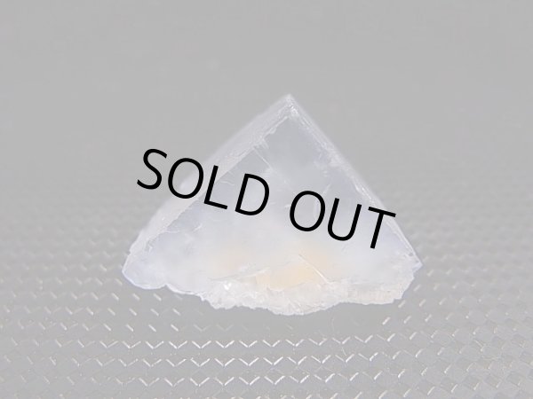 画像1: フランス・ピュイドドーム産フローライト原石 6.7g