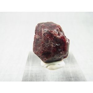 画像: フィンランド・ヘルシンキ産アルマンディンガーネット原石 16.5g
