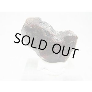 画像: フィンランド・ヘルシンキ産アルマンディンガーネット双晶原石(研磨面あり) 16.1g