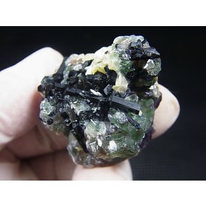 画像: ナミビア・エロンゴ産フローライト&ショール&モスコバイト原石 31.0g