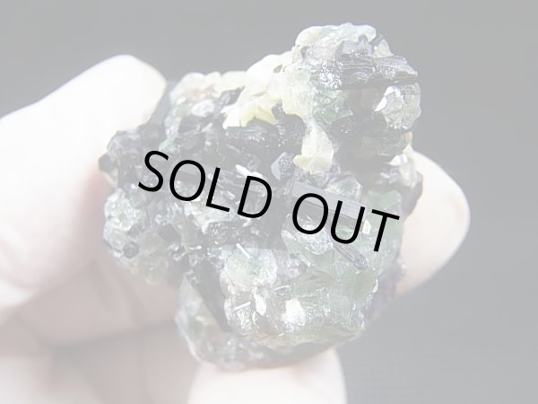 画像1: ナミビア・エロンゴ産フローライト＆ショール＆モスコバイト原石 31.0g