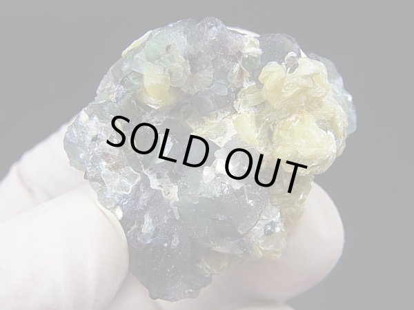 画像2: ナミビア・エロンゴ産フローライト＆ショール＆モスコバイト原石 31.0g