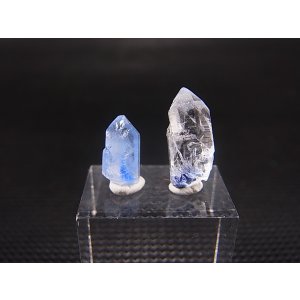 画像: デュモルチェライトインクオーツ（錐面結晶付き） 2点セット トータル 0.8g