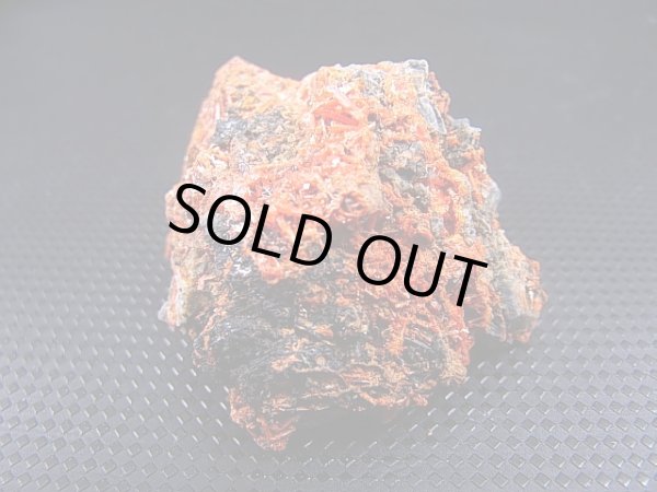 画像1: ドイツ・ザクセン州産クロコアイト 32.3g