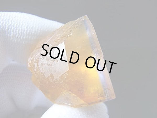 画像1: フランス・アヴェロン産イエローフローライト（ブルーゾーニング） 28.2g