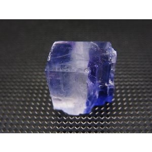 画像: ドイツ・チューリンゲン州産ブルーハライト原石 6.2g