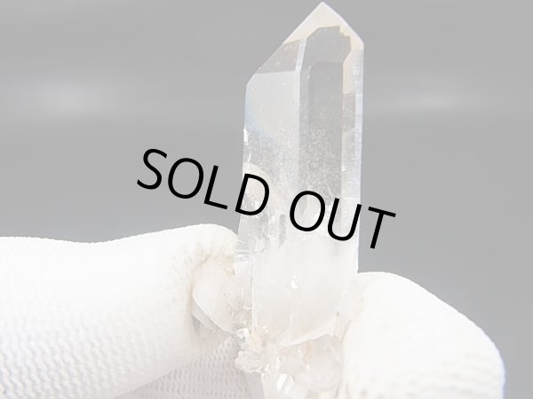 画像1: スウェーデン・イェムトランド産ウォータークリア水晶ポイント（アデュラリア付き） 11.2g