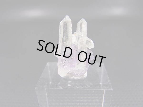 画像1: ドイツ・ザクセン州産フローライト付き水晶ポイント 1.5g