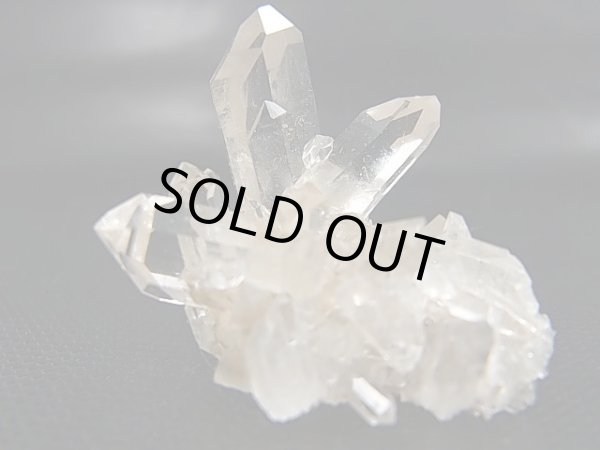 画像1: スウェーデン・イェムトランド産ウォータークリア水晶クラスター 19.5g