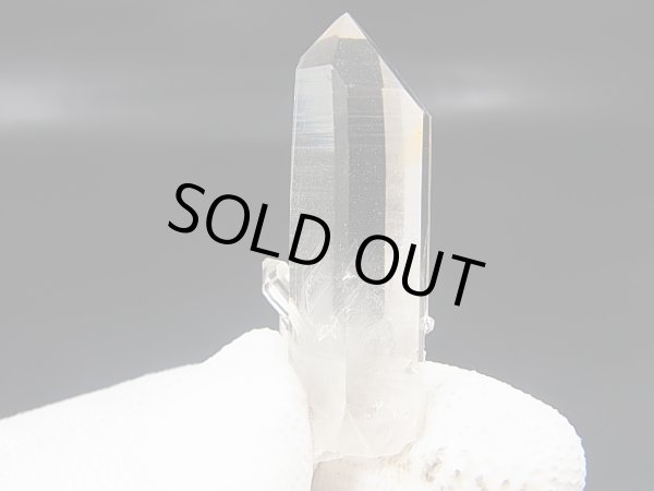 画像1: スウェーデン・イェムトランド産ウォータークリア水晶ポイント 11.4g