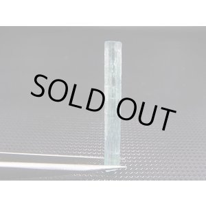 画像: ロシア・ザバイカル産アクアマリン柱状結晶原石 6.8カラット