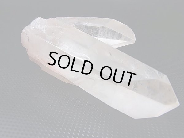 画像2: マダガスカル産ピンク水晶 110.9g