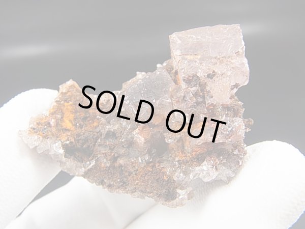 画像1: メキシコ・オハエラ鉱山産フローライト原石（赤色蛍光） 25.0g