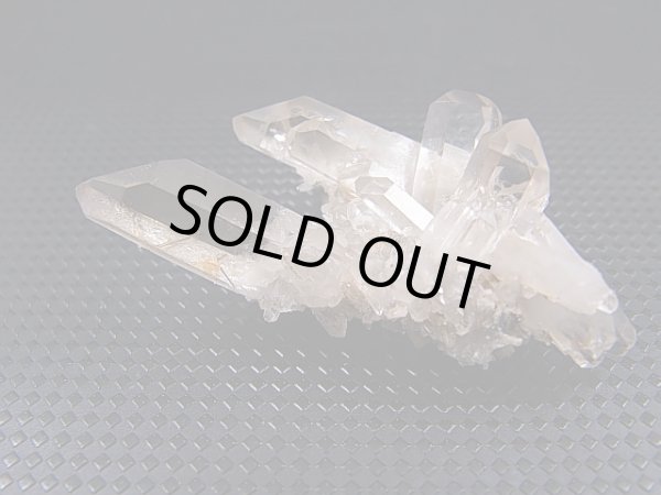 画像1: ノルウェー産コッパールチル入りスモーキー水晶原石（連晶） 8.3g