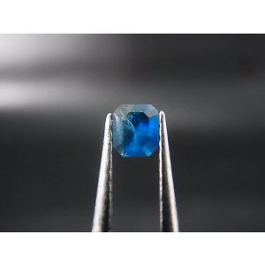 画像: ジンバブエ産ユークレース・ルース(バイカラー)  0.2カラット