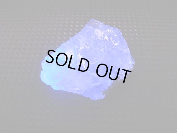 画像2: ヤオガンシャン産ライトブルーフローライト原石  6.0g