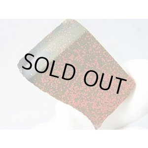 画像: 飯盛ラボストーン（IL-stone）「レアカラー：ブラッドストーン＆ブラック（紅葉石）」ガラス原石 41.5カラット