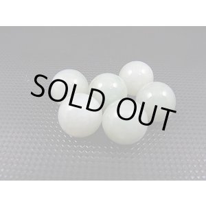 画像: ミャンマー産グリーン本翡翠・粒売りビーズ 12.5mm平均