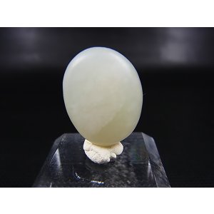 画像: 和田玉(ホータンぎょく)「羊脂白玉」オリジナルビーズ 約20×16×7.5mm