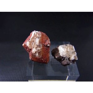 画像: 三宅島産アノーサイト(灰長石)原石(1面研磨) 2点セット トータル 7.8g