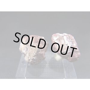 画像: 三宅島産アノーサイト(灰長石)原石(1面研磨) 2点セット トータル 7.7g