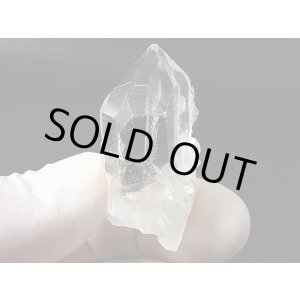 画像: スウェーデン・イェムトランド産ウォータークリア水晶ポイント 13.3g