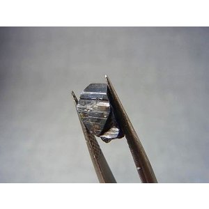 画像: ノルウェー産アナテース原石結晶(レッド透過) 0.5g