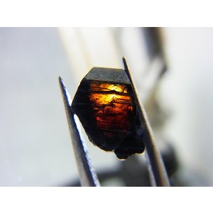 画像: ノルウェー産アナテース原石結晶（レッド透過） 0.5g