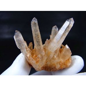 画像: 長野県御座山産水晶クラスター(リモナイト入り) 42.4g