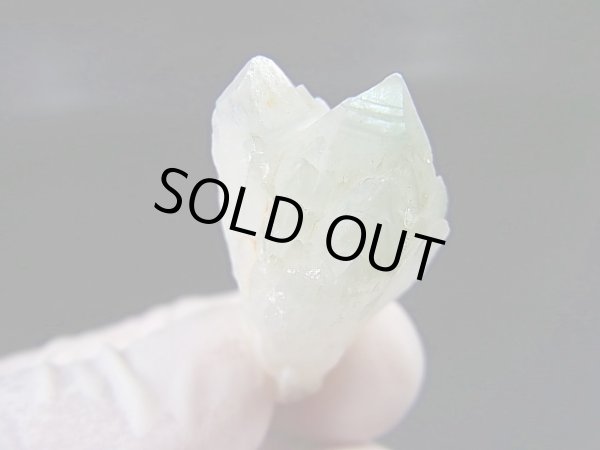 画像1: 荒川鉱山産緑水晶 12.6g