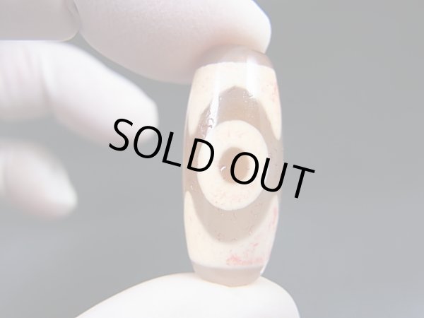 画像1: 「三眼」（赤朱砂入り）現代天珠 直径約12×28mm