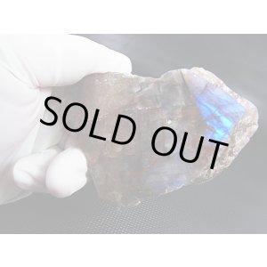 画像: ヘルシンキスペクトロライト(ブルームーンストーン)研磨原石(2面研磨) 204.1g