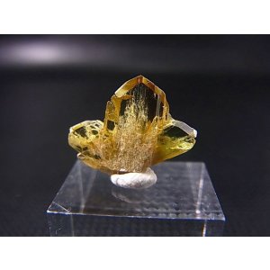 画像: マダガスカル産クリソベリル3連双晶(macle) 3.0カラット