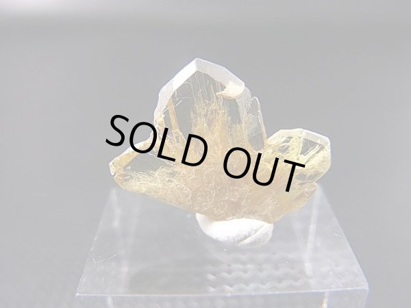 画像2: マダガスカル産クリソベリル３連双晶(macle) 3.0カラット