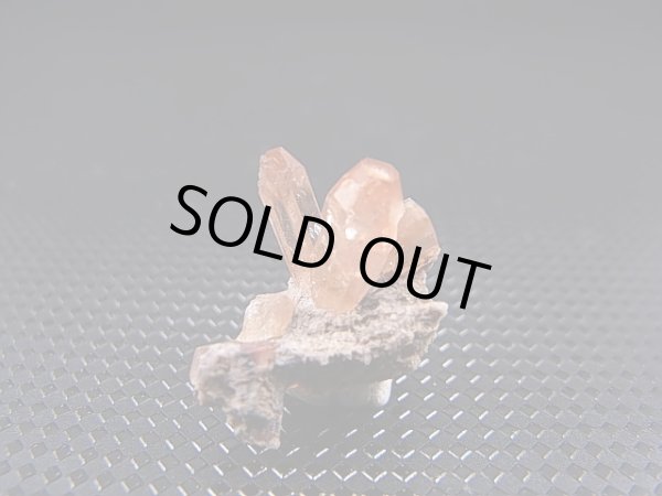 画像1: メキシコ産レッドトパーズ原石（連晶） 2.0g