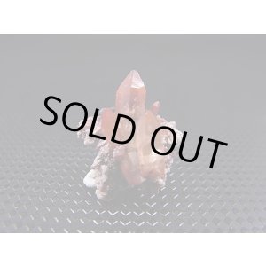 画像: メキシコ産レッドトパーズ原石（群晶） 1.8g