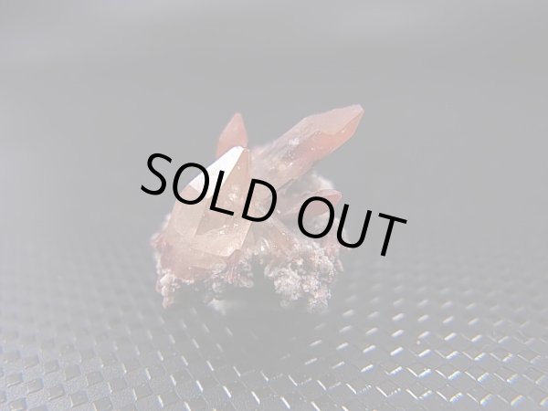 画像2: メキシコ産レッドトパーズ原石（群晶） 1.8g