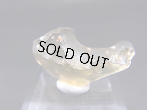 画像2: ジュエリー品質：リビアングラス原石（クリストバライト入り） 2.3g