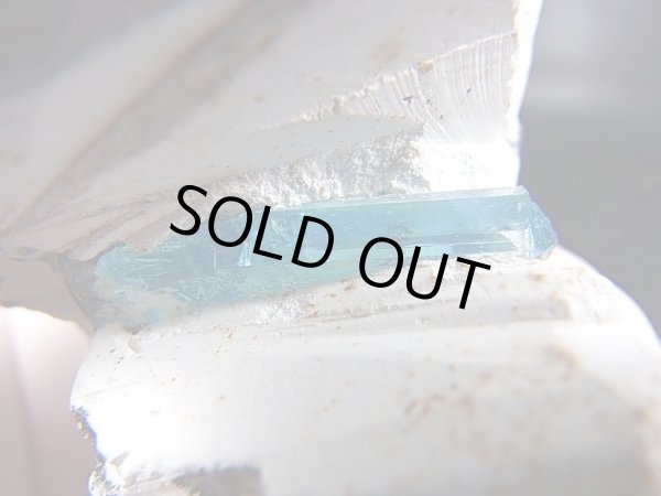 画像2: ベトナム・タインホア産宝石品質アクアマリン/水晶付きカオリナイト 44.6g