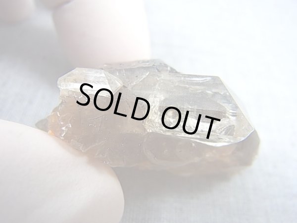 画像2: ベトナム・タインホア産ダブルトパーズ付きスモーキー水晶 23.5g