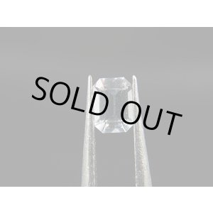 画像: ミャンマー産フェナカイト・ルース 0.5カラット