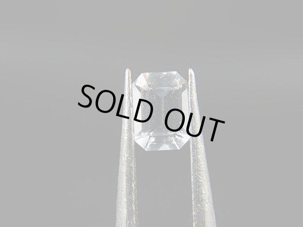 画像1: ミャンマー産フェナカイト・ルース 0.5カラット