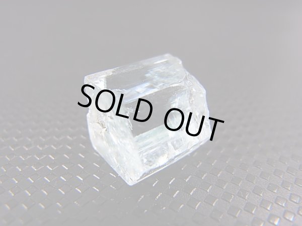 画像2: ジェムグレード宝石需要品質：ベトナム産アクアマリン柱状結晶原石 12.8カラット