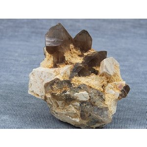 画像: ベトナム・タインホア産スモーキー水晶（カオリナイト/微斜長石） 134.7g