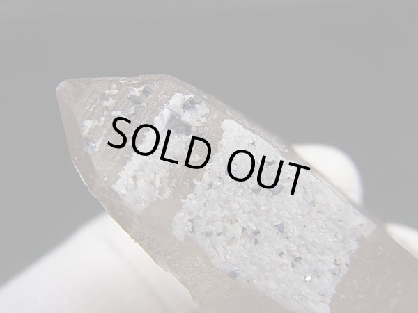 画像2: スウェーデン・ラップランド産アナテース付きスモーキー水晶 39.7g