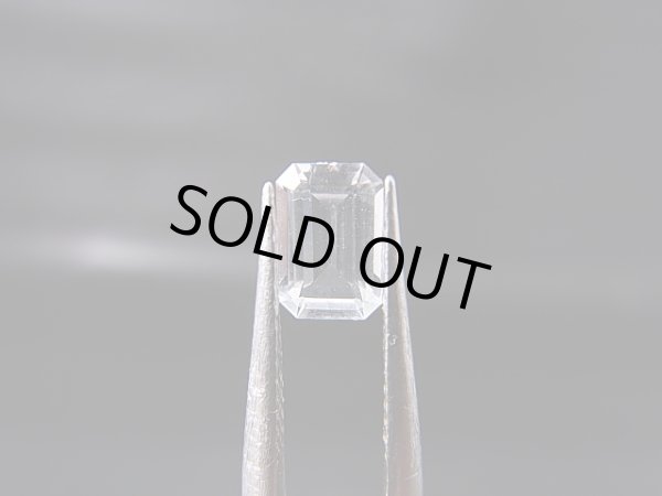 画像1: ミャンマー産フェナカイト・ルース 0.6カラット