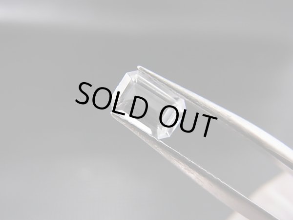 ミャンマー産フェナカイト・ルース 0.6カラット - パーフェクト