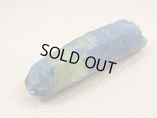 画像2: フィンランド・リプシニエミ産モリオン（エピドート付き/黒水晶/ケアンゴーム） 19.9g