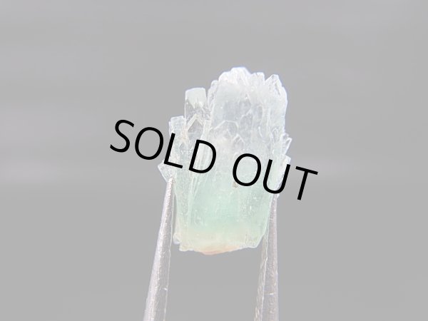 画像2: インド・マハラシュトラ州産グリーンアポフィライト結晶原石 0.8g