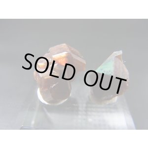 画像: 天川村産レインボー(イリデッセンス)ガーネット原石 2点セット トータル 2.7g